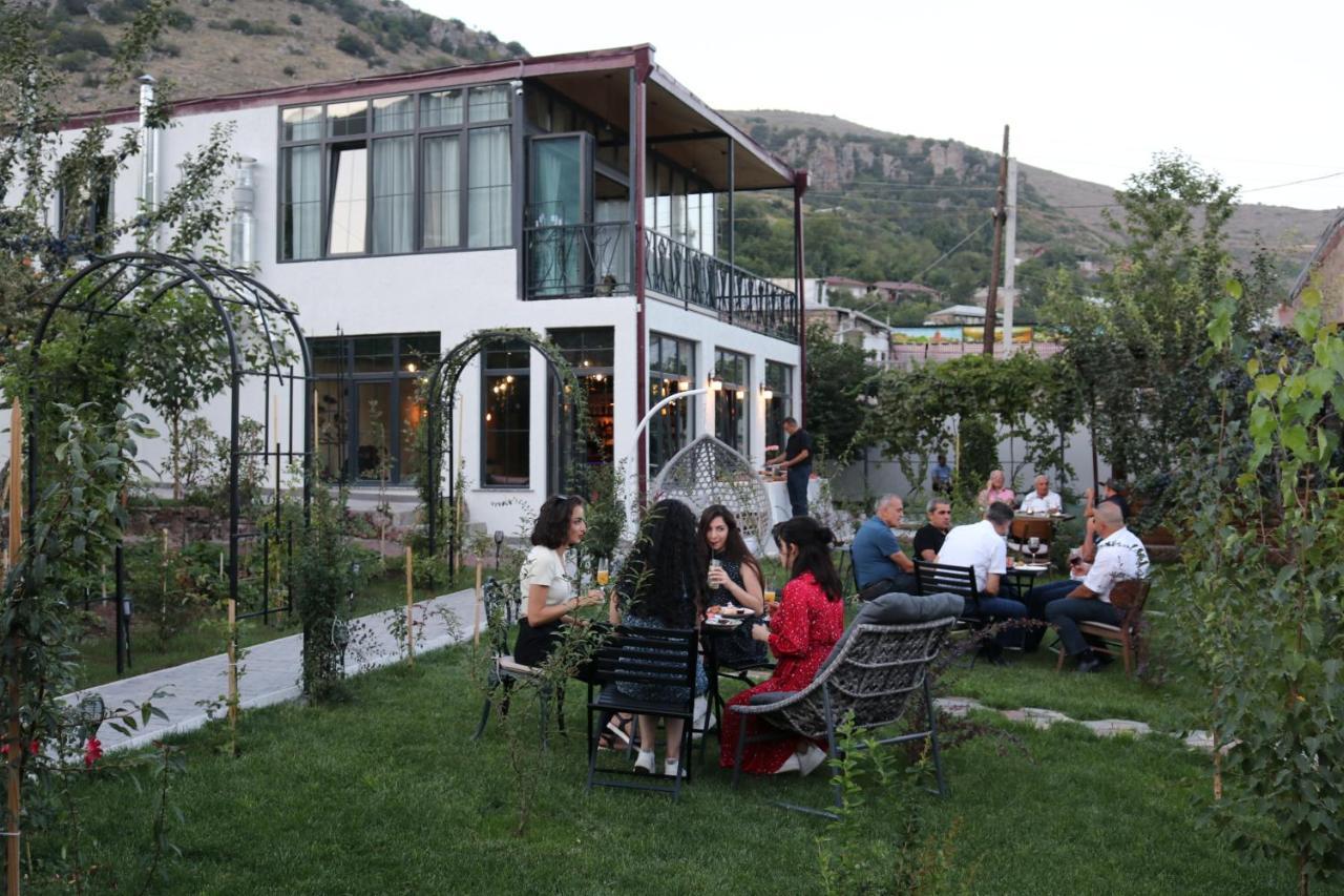 Redroof Country House Hotel Goris Eksteriør billede