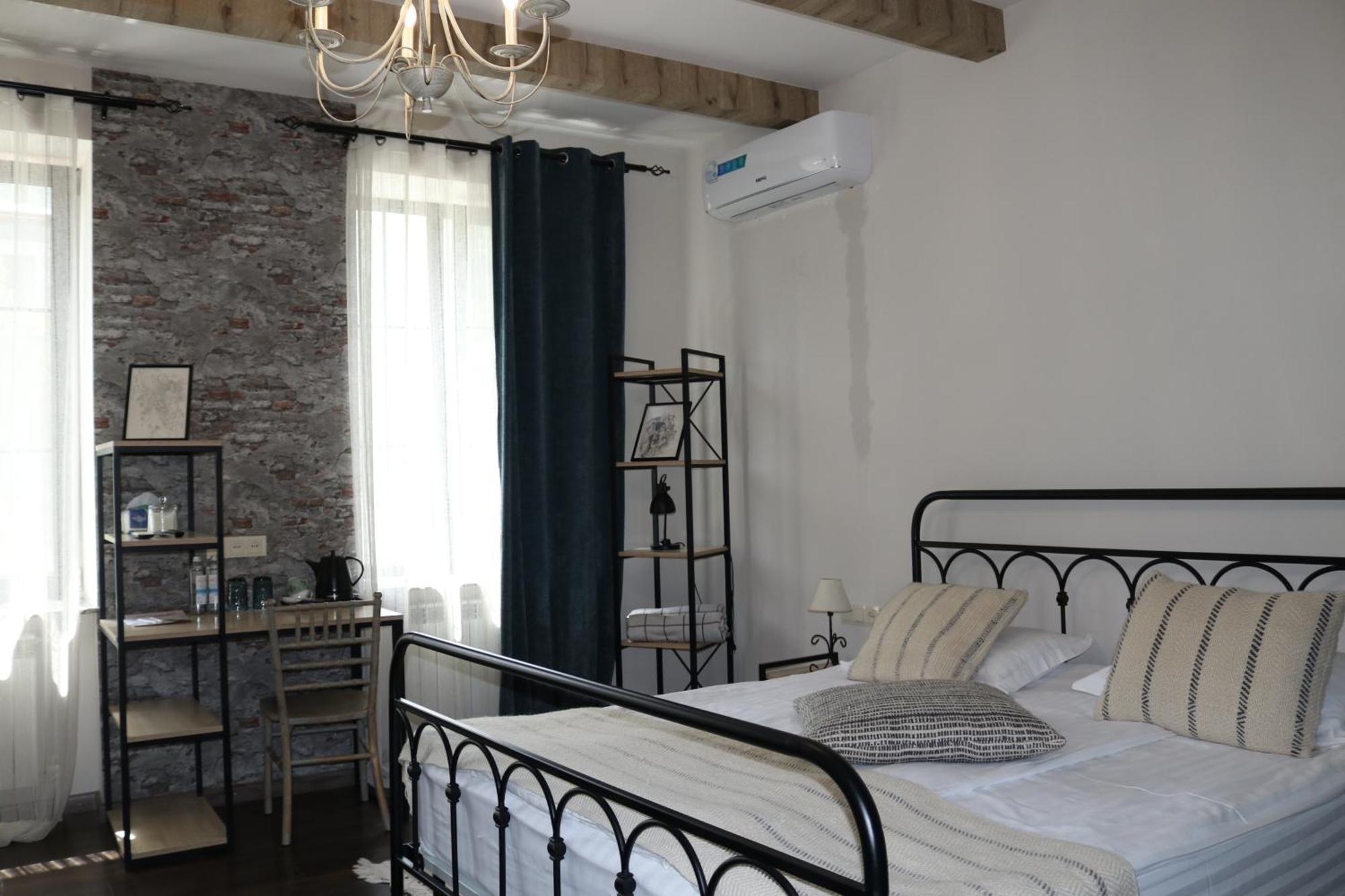 Redroof Country House Hotel Goris Eksteriør billede