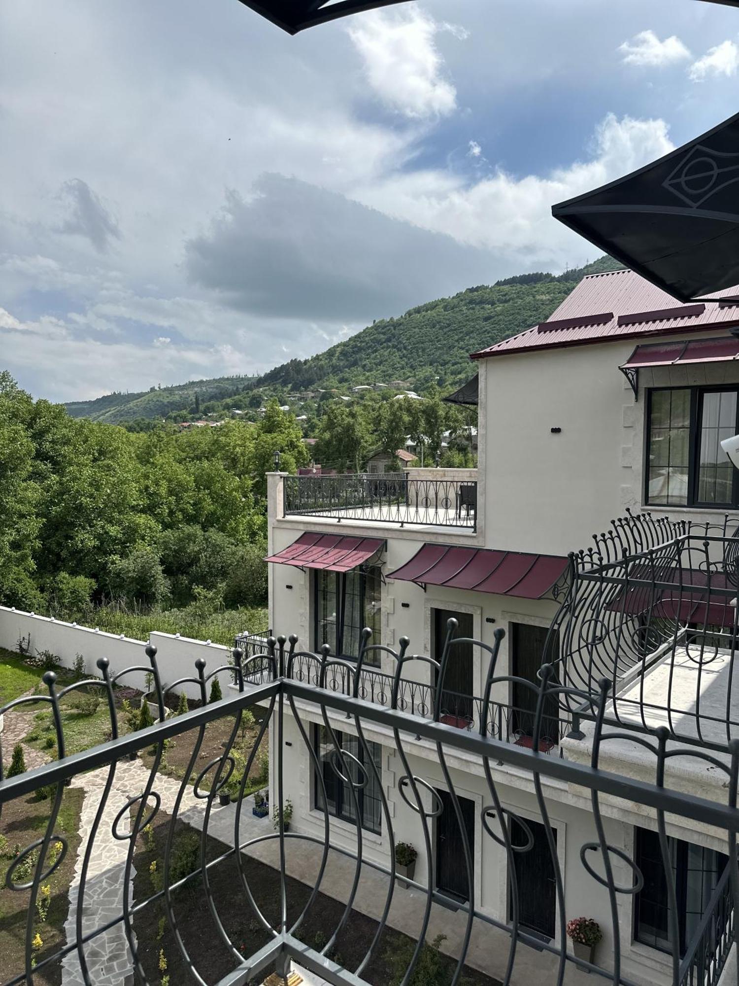 Redroof Country House Hotel Goris Eksteriør billede