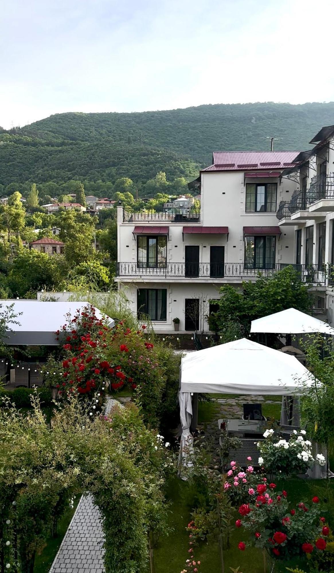 Redroof Country House Hotel Goris Eksteriør billede